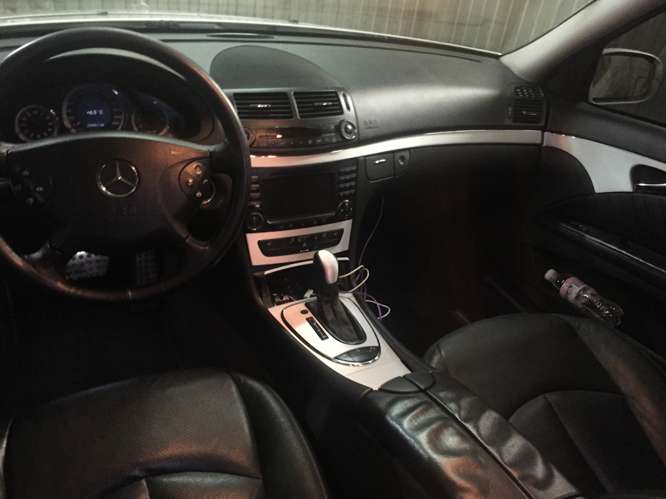 14. Салон, якого немає навіть в AMG w211 =))) 2