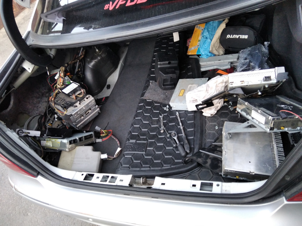W211 хрипить Harman 1