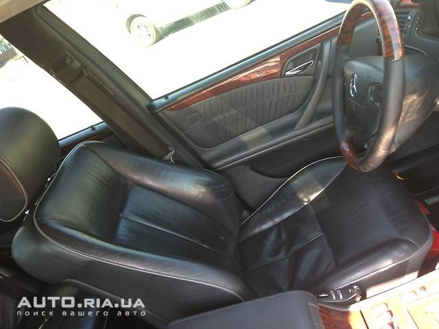 Дерев'яне кермо на W210-рестайлінг 5
