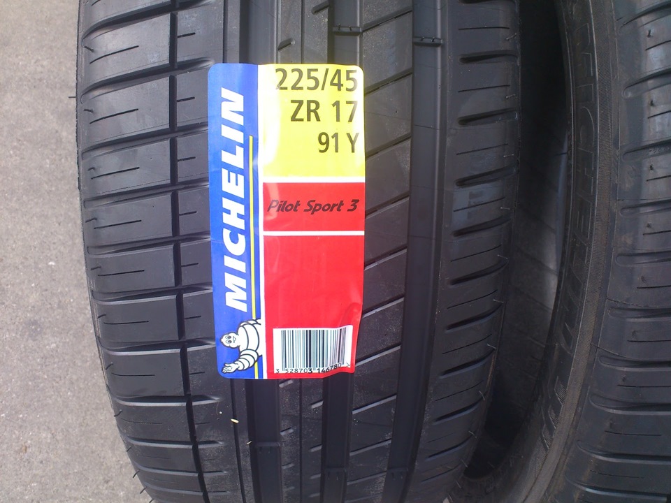 Michelin 225/45zr17 pilot sport 3 4