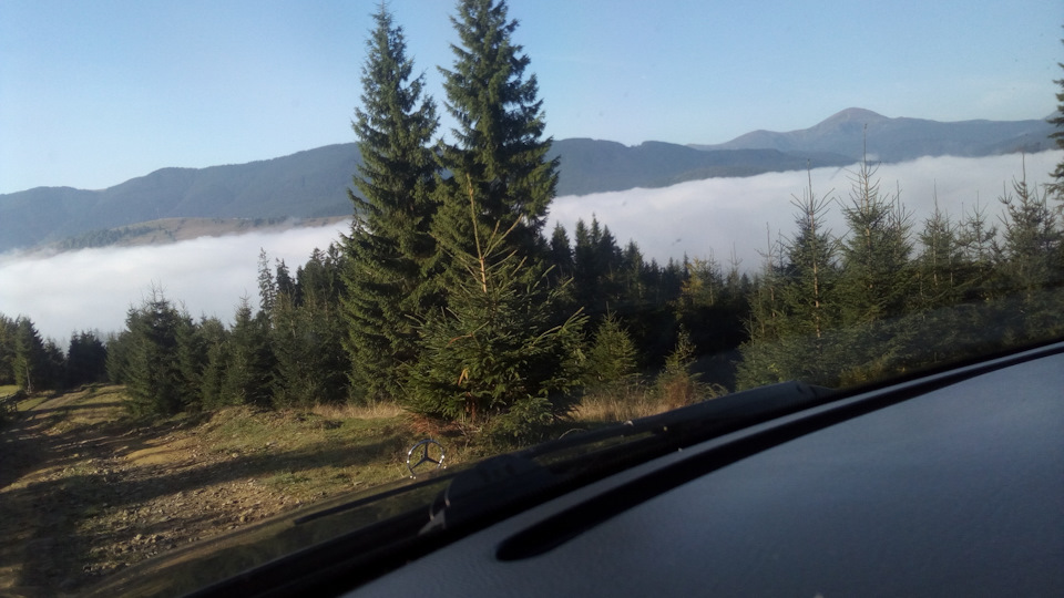 В гори на Мерседесі) 1