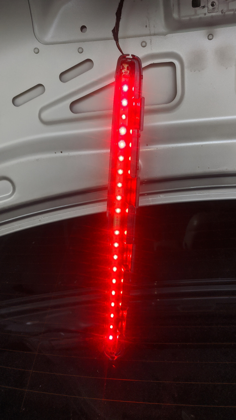 Заміна правого дзеркала; третій стоп-сигнал; мембрана КВКГ; безколгоспна обманка в габарити; омивач фар 5