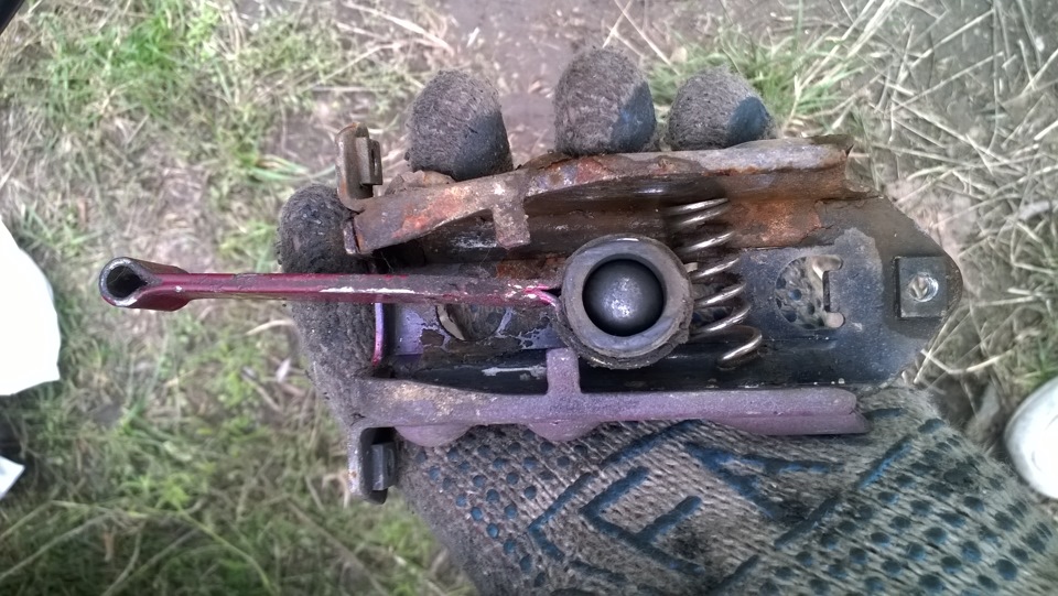 Заміна обмежувачів та замку запалювання 4