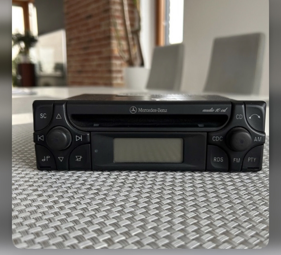 Comand 2.0J японський 1