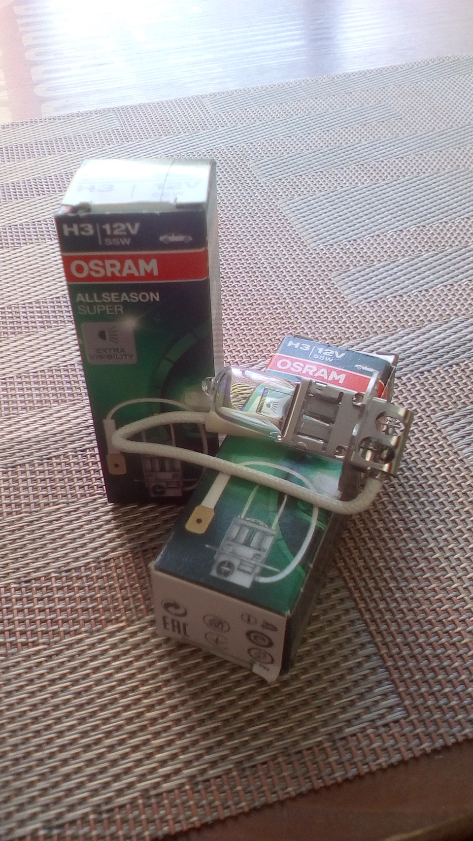 Встановлення ламп Osram Allseason Н3 у протитуманки! 3