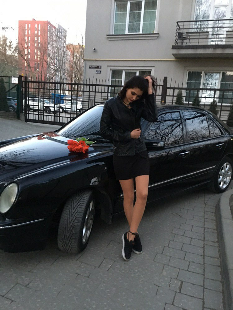 З 8 Березня, милі пані 1