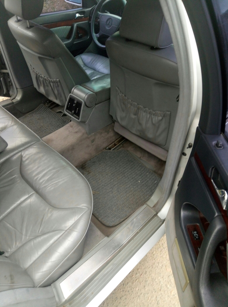 Покатався на w140 і виникло питання 1