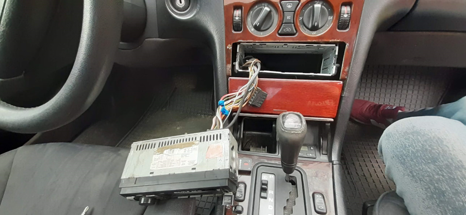 Коли господарі мерседес жебраки - Mercedes Benz e230 w210 5
