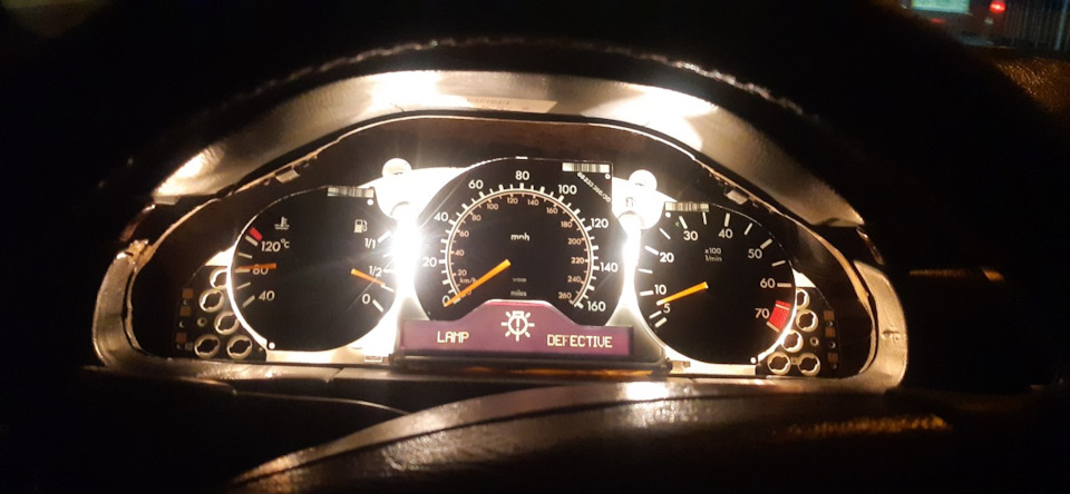 Змінюємо пробіг на машині Мерседес w210 4