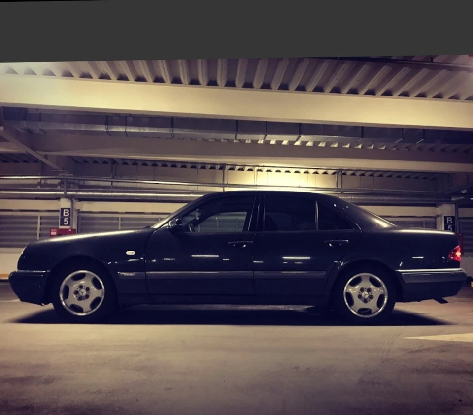 Мрак и Фезда и Фотки на продажу Mercedes w210.
