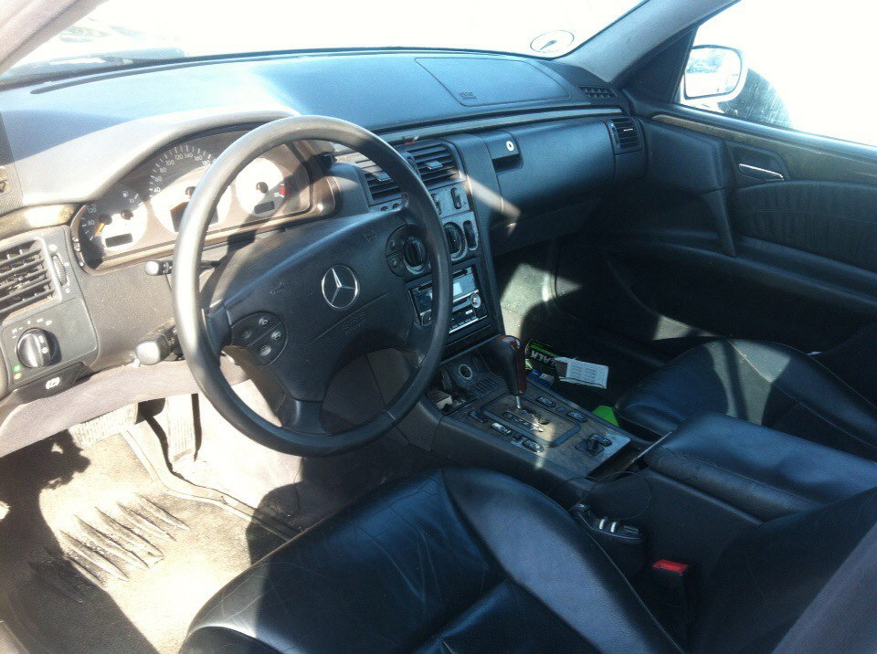Mercedes W210 E320 CDi на розбір 3