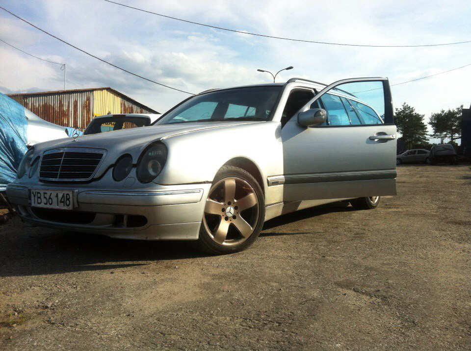 Mercedes W210 E320 CDi на розбір 1
