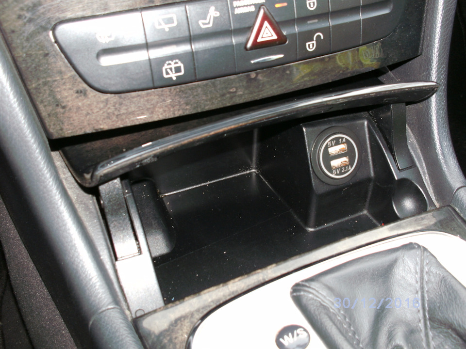 Розетка USB 5