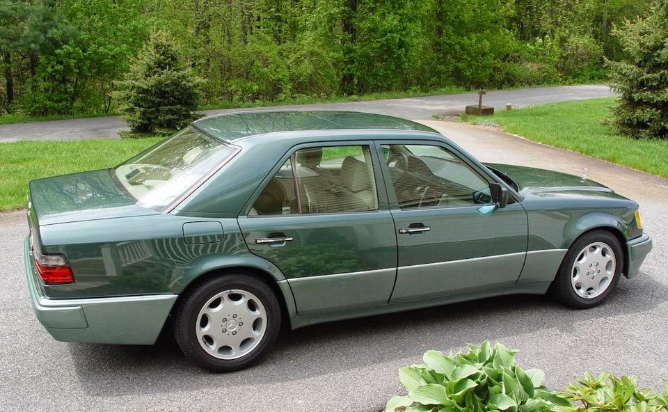 Прошу допомогти! Який номер кольору стандартних дисків w124? 1