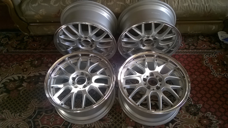 ASA REVOLUTION AR1 17x8 4