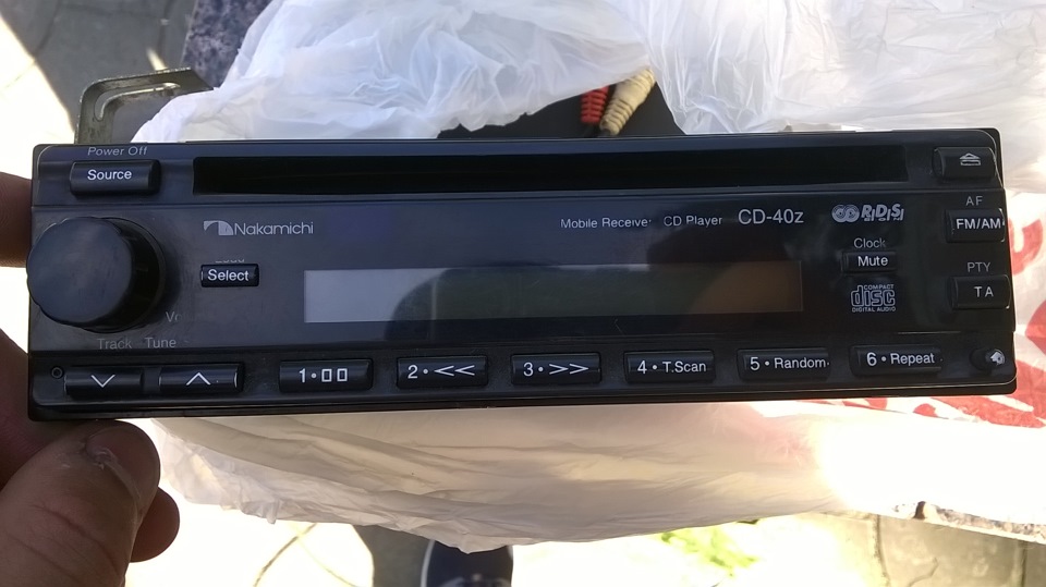 Nakamichi CD-40z 2000 года. 2