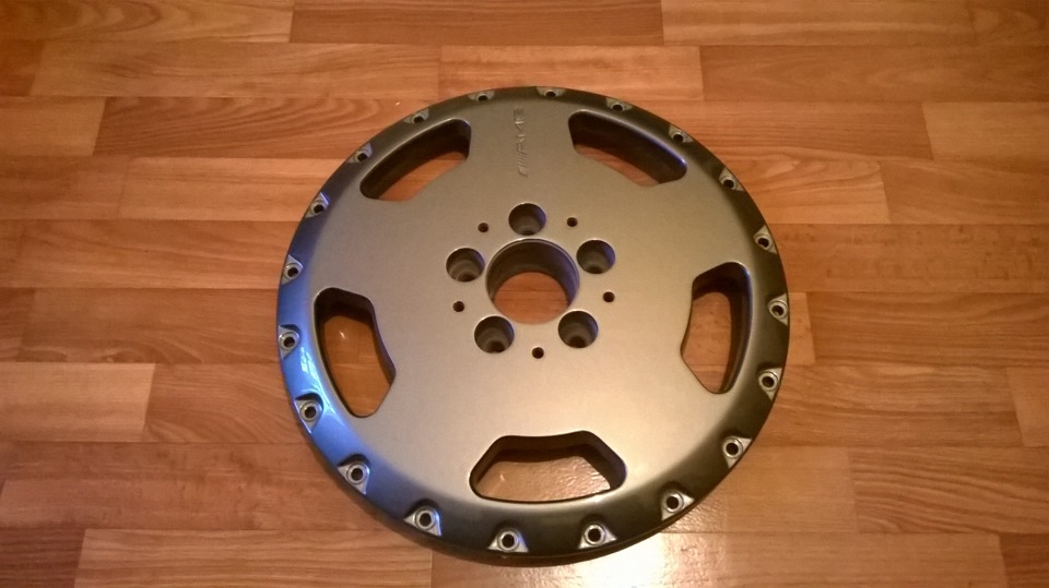Відновлення AMG MONOBLOCK II 18 2 TLG. W 140 2