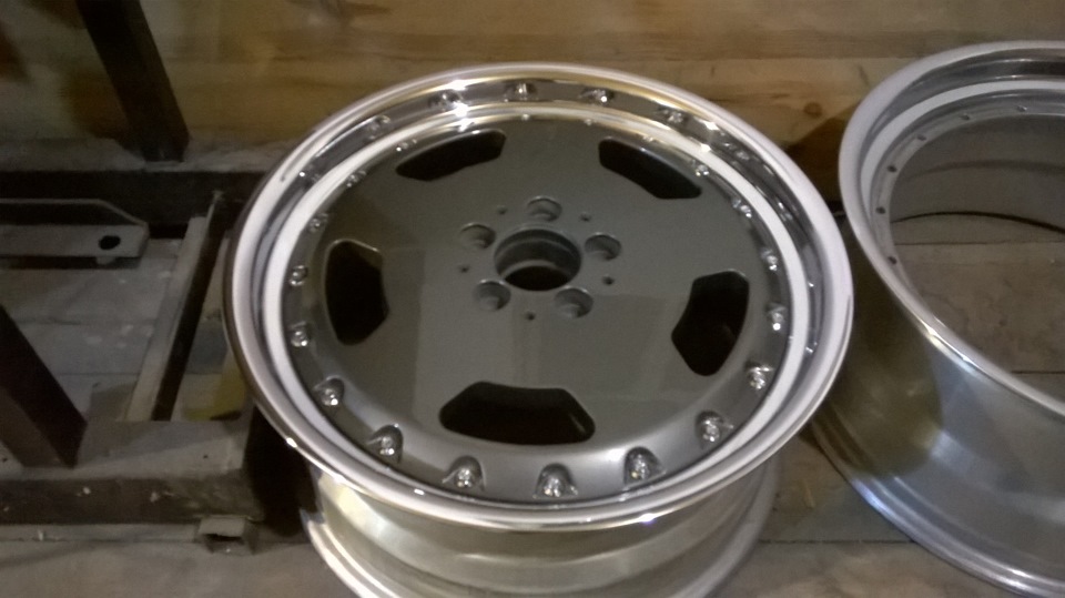 Відновлення AMG MONOBLOCK II 18 2 TLG. W 140 3
