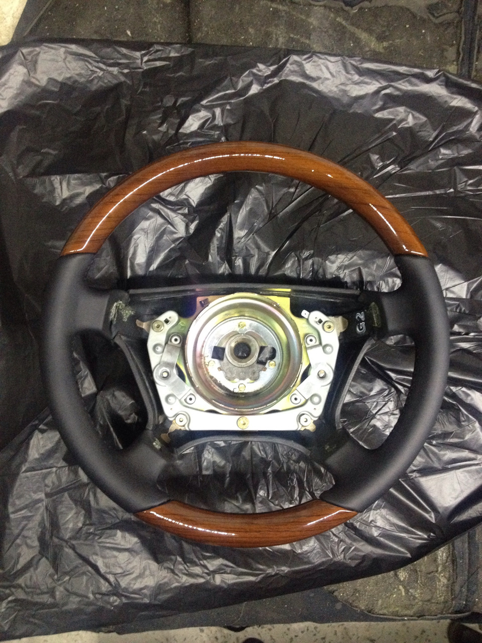Реставрація керма w124/140 з деревом Zebrano 1