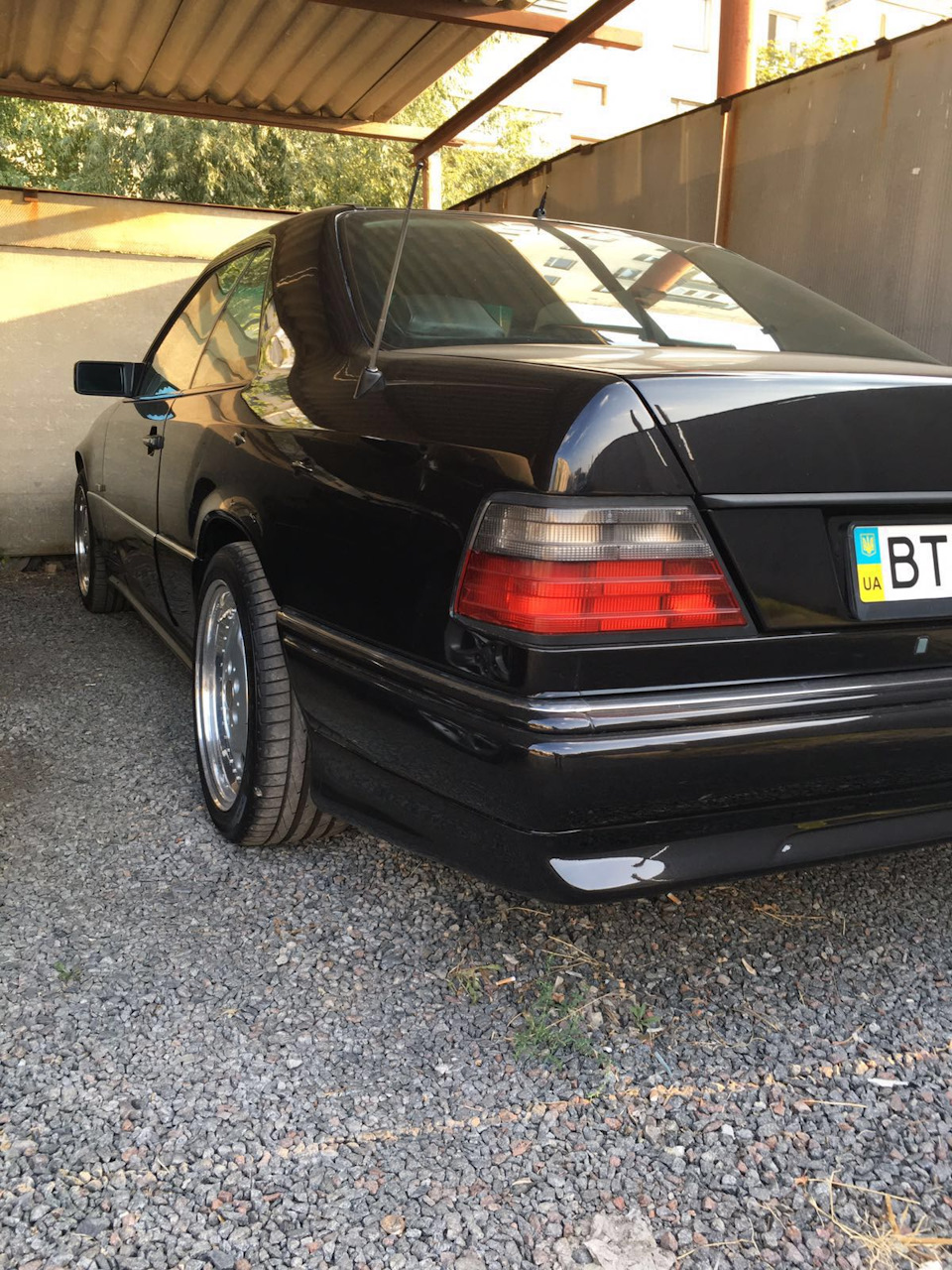Встановив клієнту обвіс AMG на W124 coupe 5
