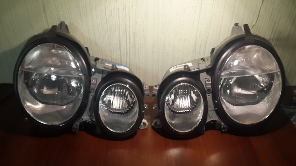Нові фари Hella з ксеноном для W210 E430 Restyle 1