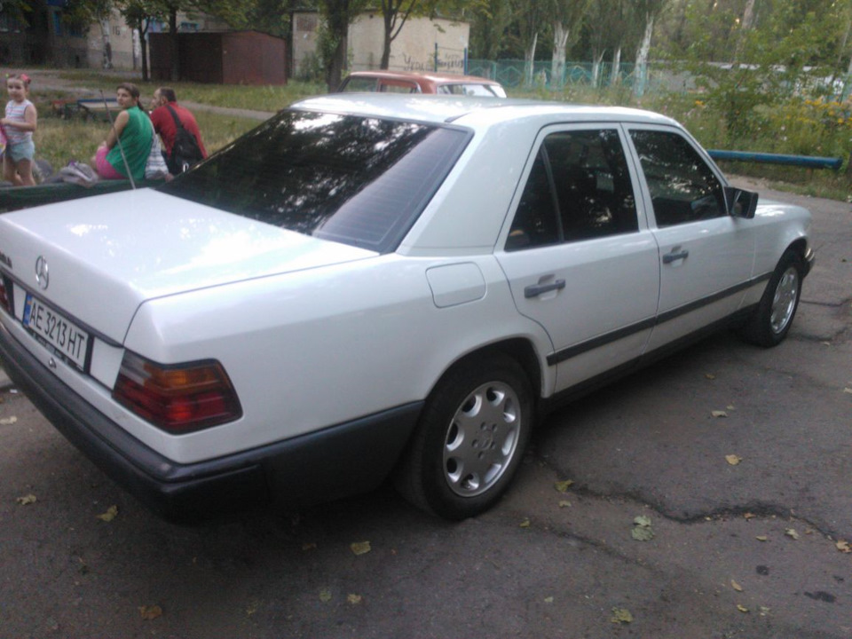 Покупка білого Меріна w124 200D 3