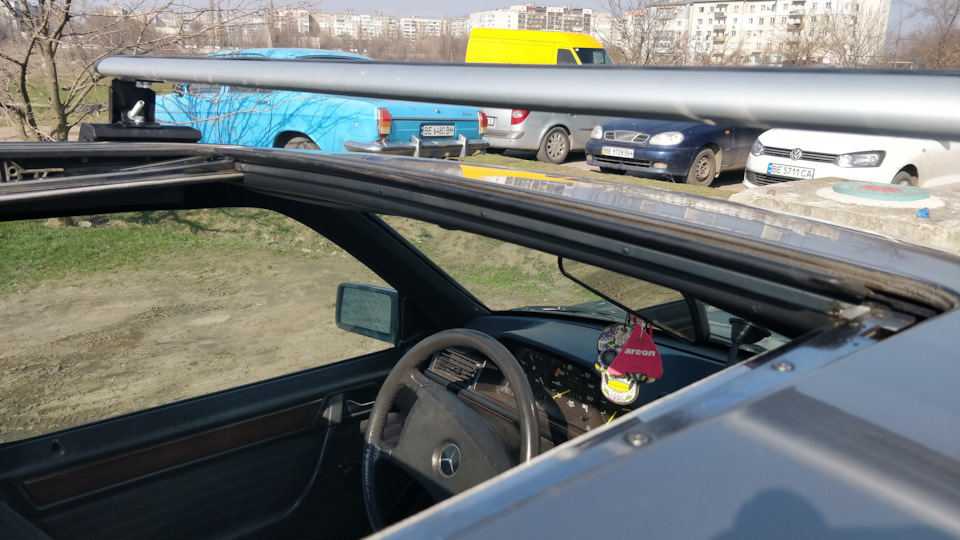 Люк, частина 1 4