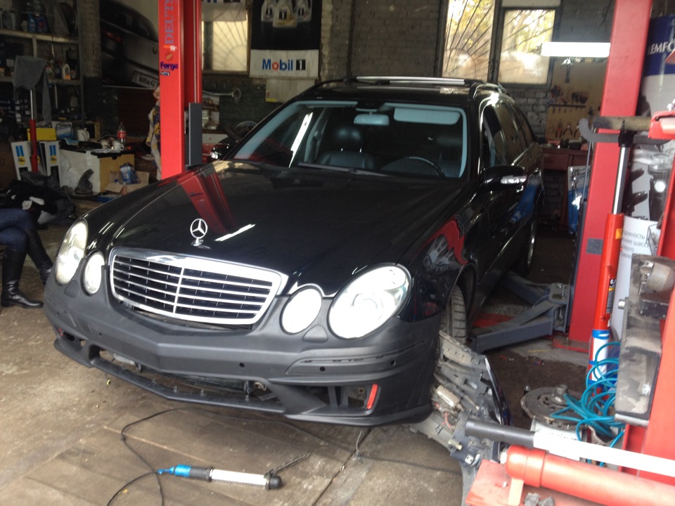 Прикладка бампера W211 E63 AMG Look 2