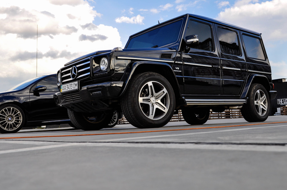 Mercedes-Benz G 55 AMG&Volkswagen Golf R 2