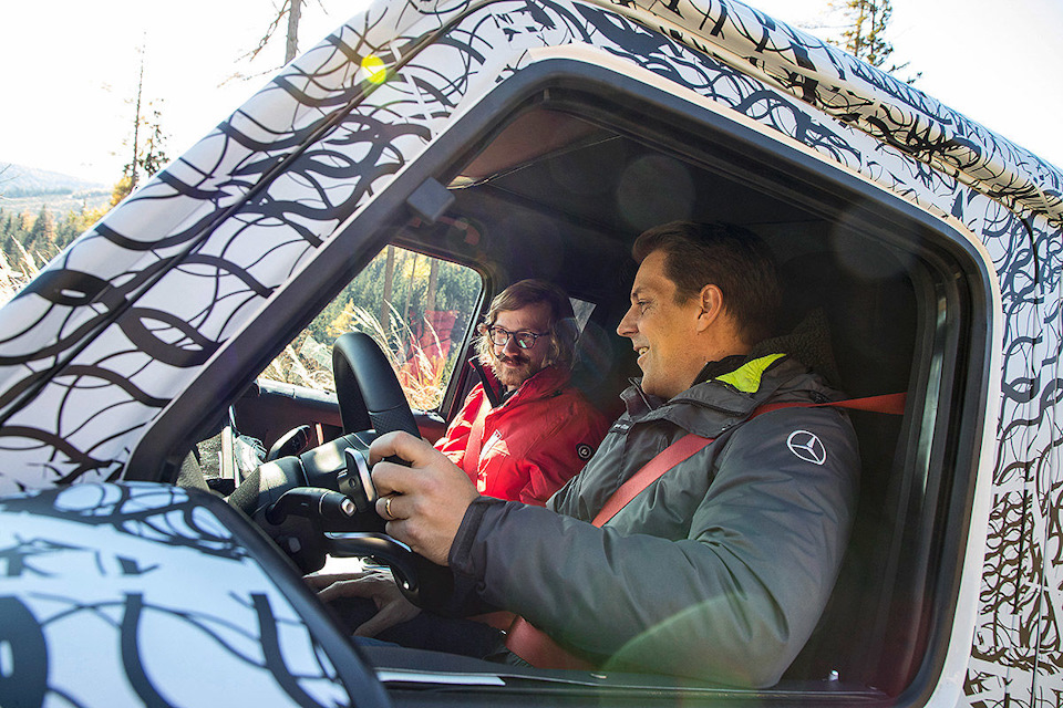Gelände-Testfahrt mit der neuen G-Klasse 3