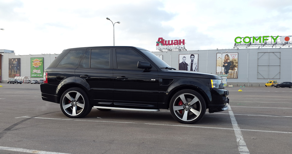Gelendwagen проти Range Rover Sport 2