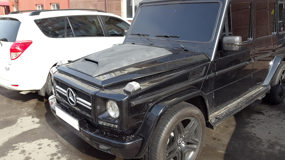 Ноздря накладка на капот Brabus 3