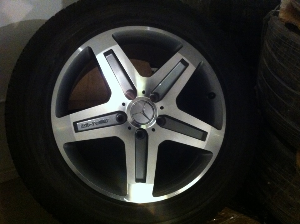 І все ж AMG! Куди без них? R19! 2