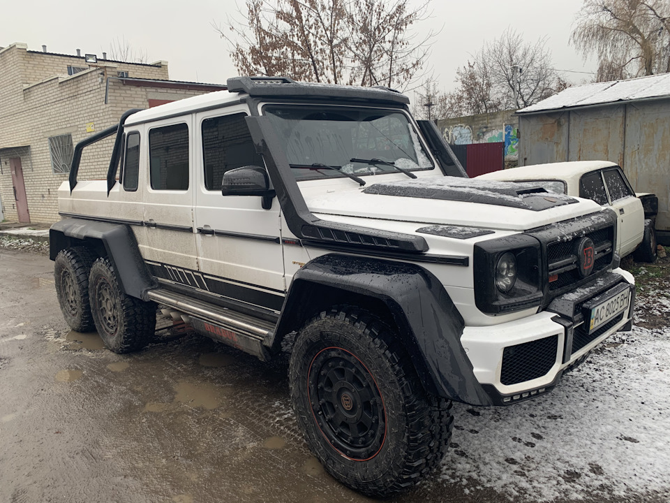 Тюнінгуємо далі наш mercedes 6x6 brabus 1