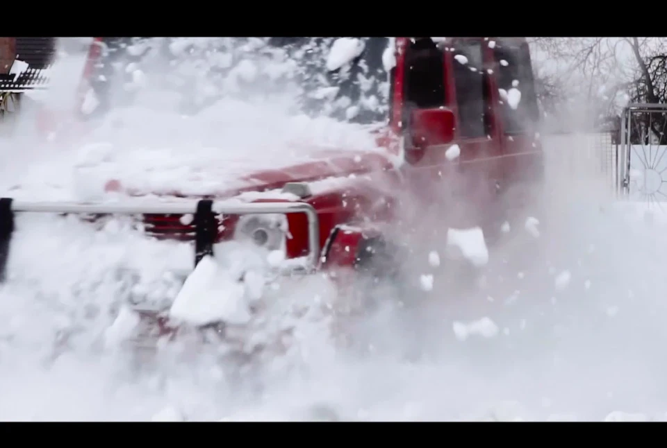stronGer than snow)))