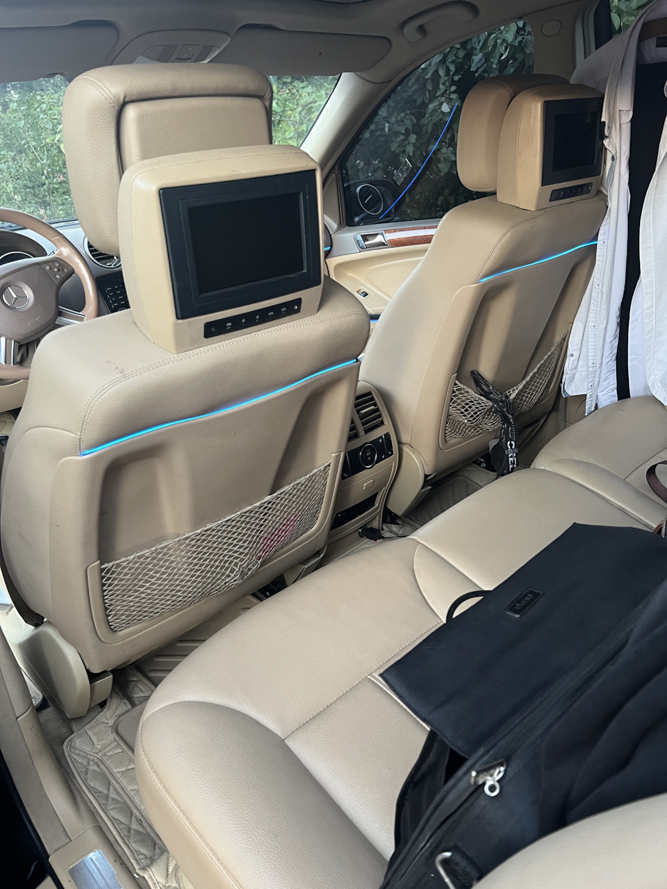 Підсвітка салону як на GLS 3