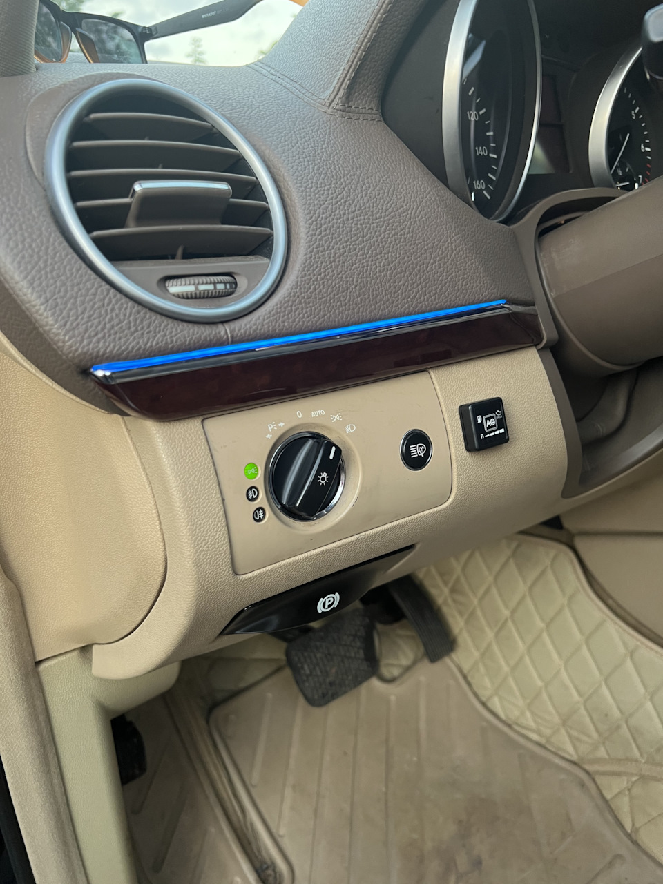 Підсвітка салону як на GLS 5