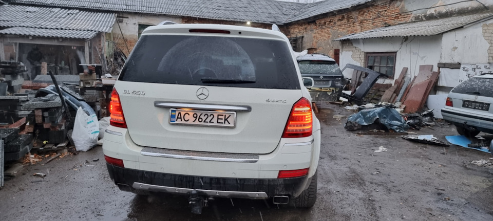 Встановлення рестайлінгових ліхтарів на x164 4