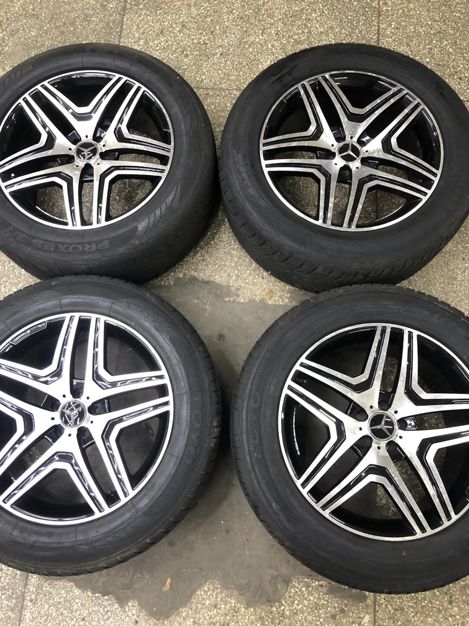 Продам свои колёса R20