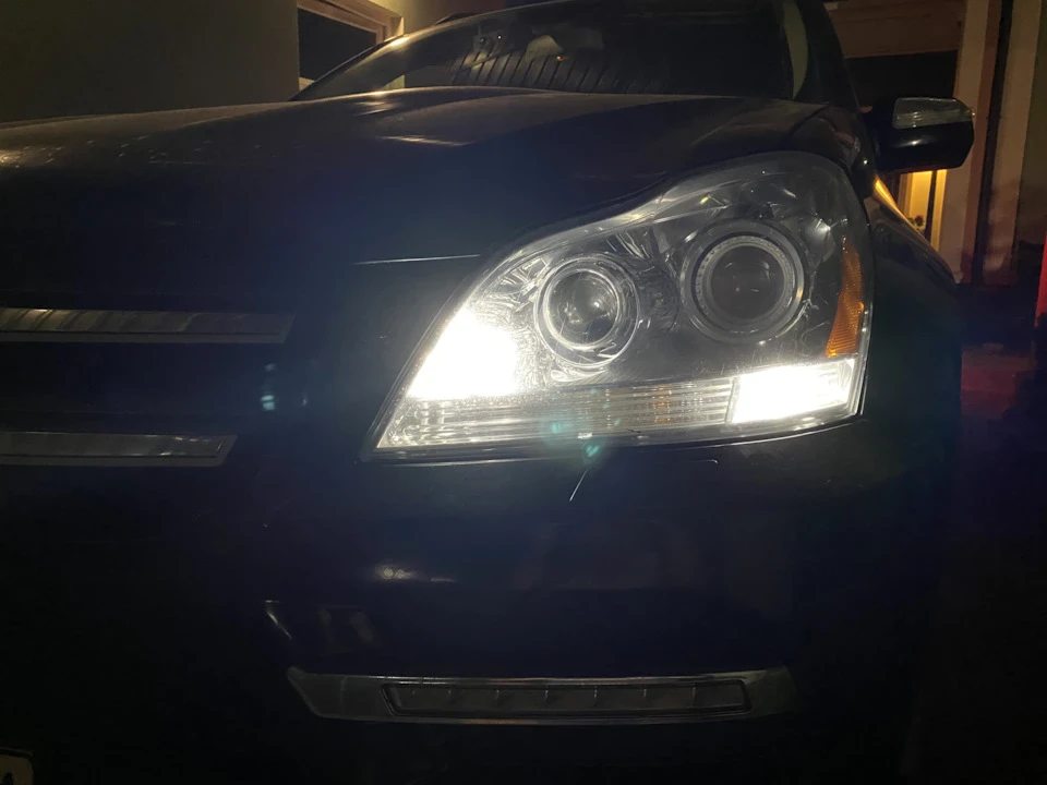 Заміна бі-ксенонових лінз на Bi-Led Sanvi 52W, а також bi-led Sanvi 35W GPI в дальній