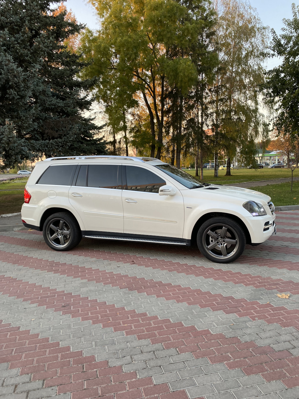 Пройшли твердим воском і натерли шкіру!))) 3
