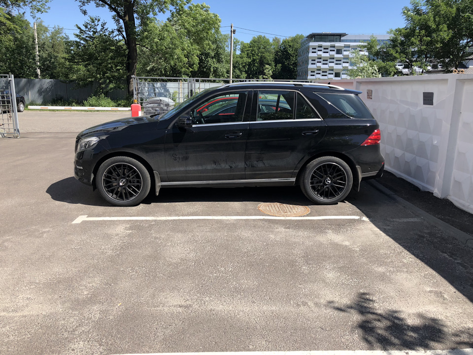 Нові тапки R20 та бризковики 4