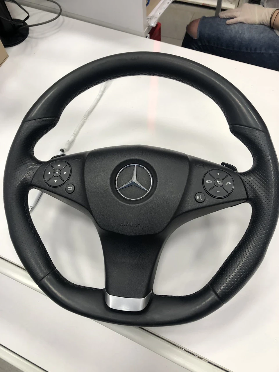 Замінив кермо на AMG style