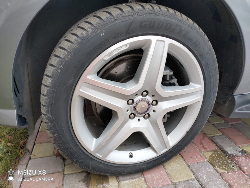 Goodyear UltraGrip Ice SUV G1 275/45 R20 110T XL FP 3