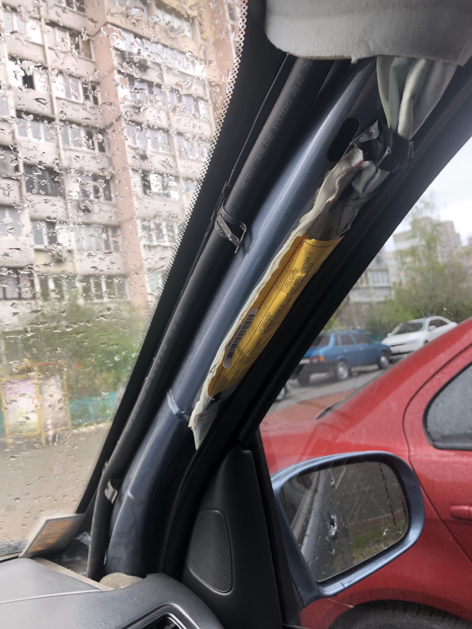 Не працює неонове підсвічування 4