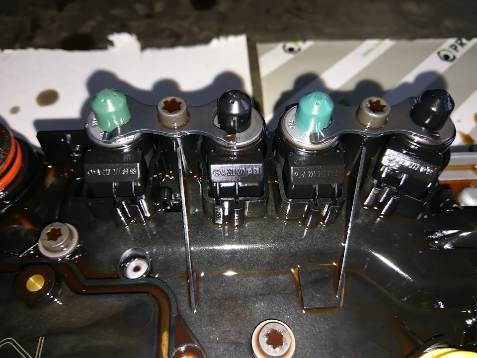 Ремонт АКПП 7-G Tronic. Зняття та встановлення плати 722.9 2