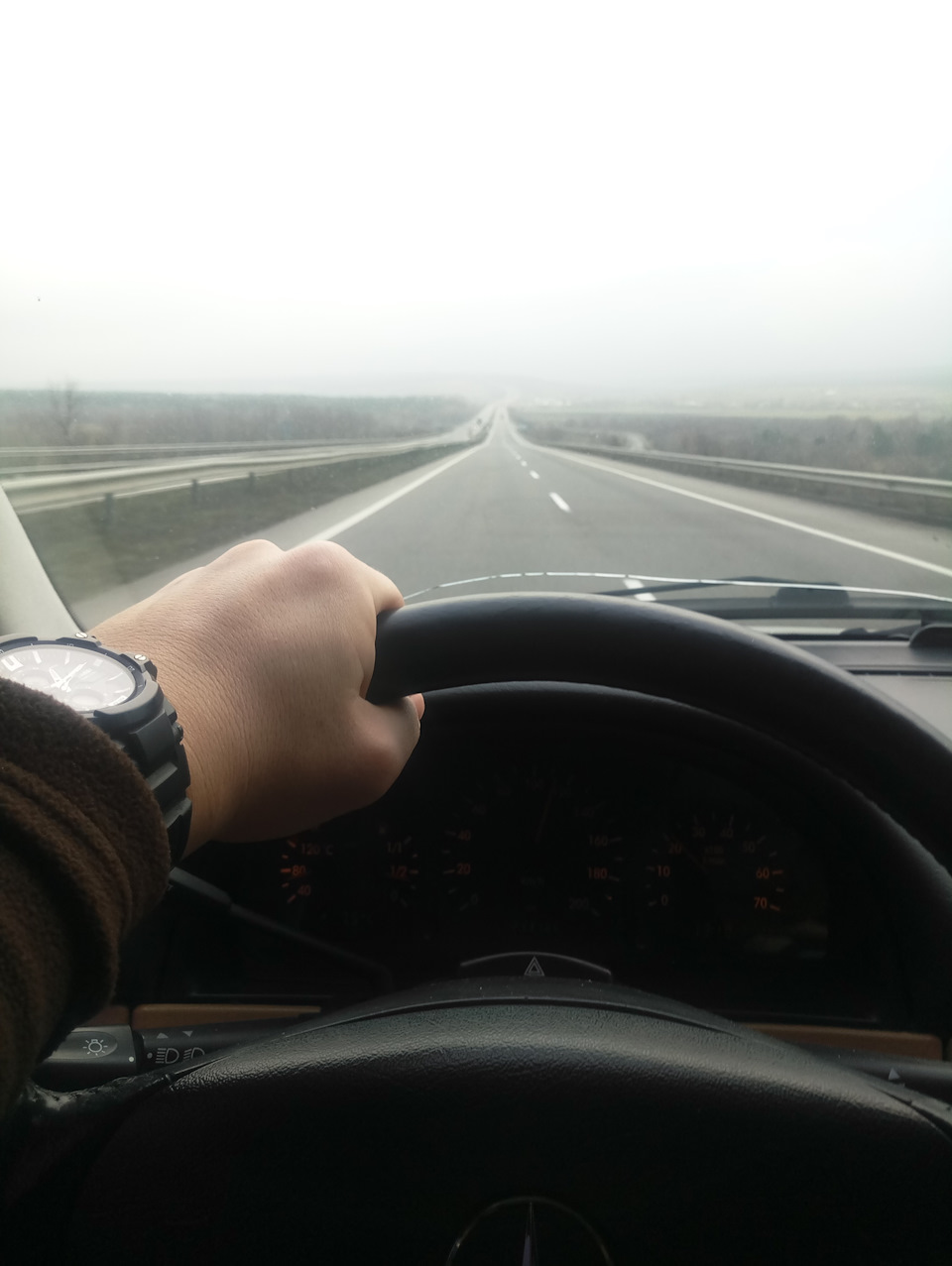Витрата по трасі мотора 4,3 л (М113) 1