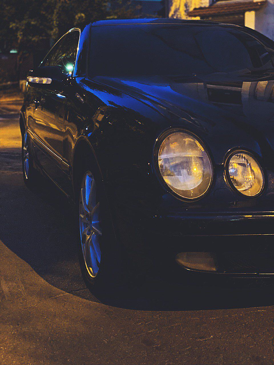 W208 CLK 1
