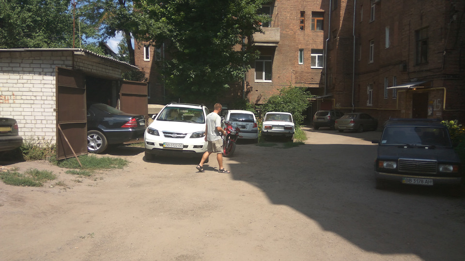 Я паркуюсь як … 1