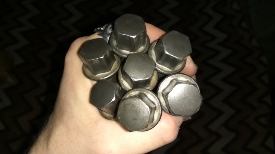 Колісні болти. 5